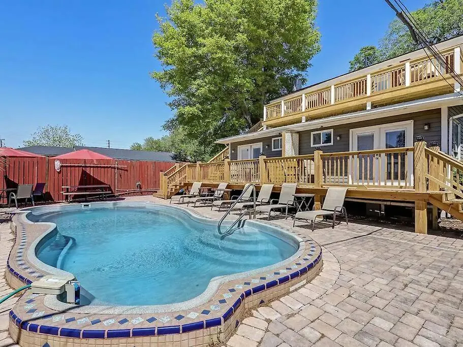 Historic Savannah Gold Private Condo With Pool - 2Bed, 1&Half Bath, Sleeps 6, 1St Floor, 15 Min Walk To Historic Savannah Center And All Attractions